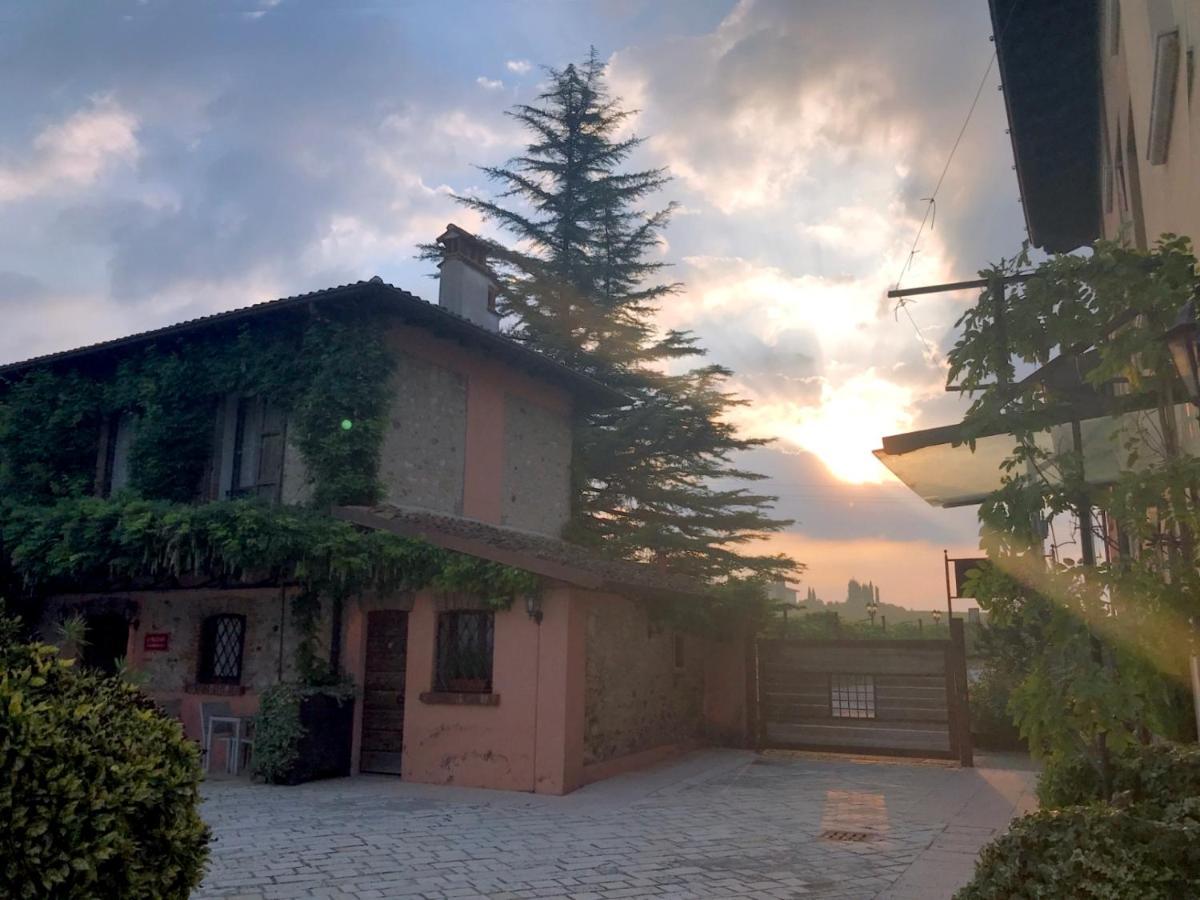 Agriturismo Feliciana ポッツォレンゴ エクステリア 写真