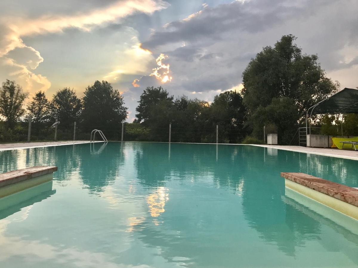 Agriturismo Feliciana ポッツォレンゴ エクステリア 写真