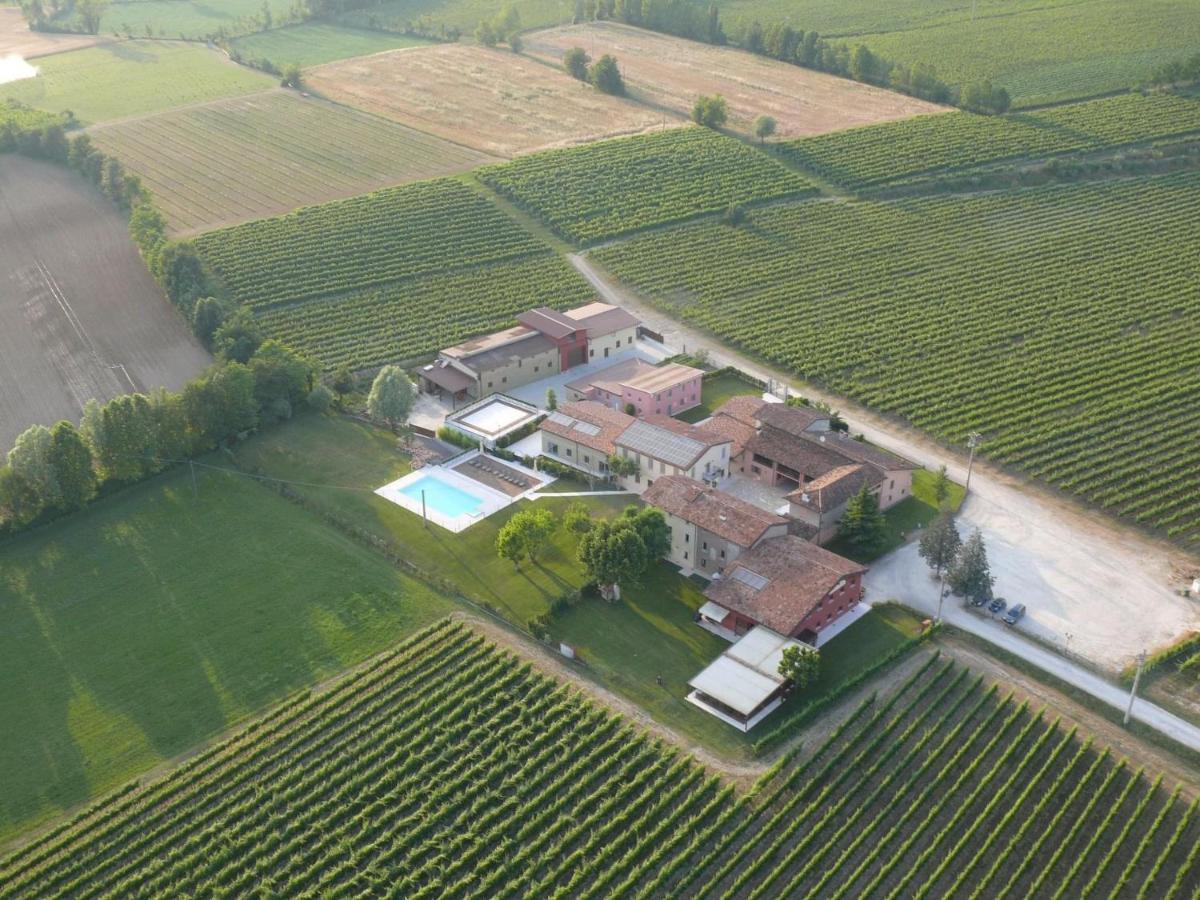 Agriturismo Feliciana ポッツォレンゴ エクステリア 写真
