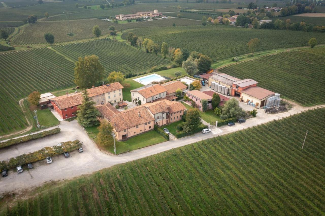 Agriturismo Feliciana ポッツォレンゴ エクステリア 写真