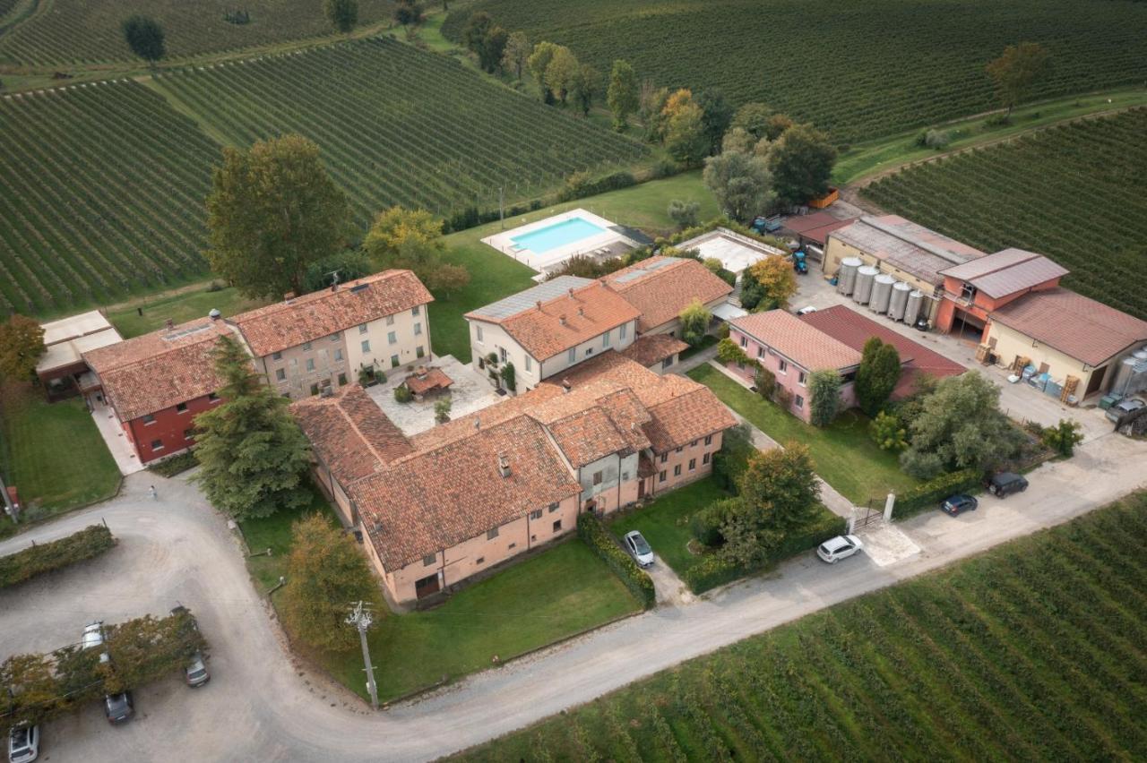 Agriturismo Feliciana ポッツォレンゴ エクステリア 写真