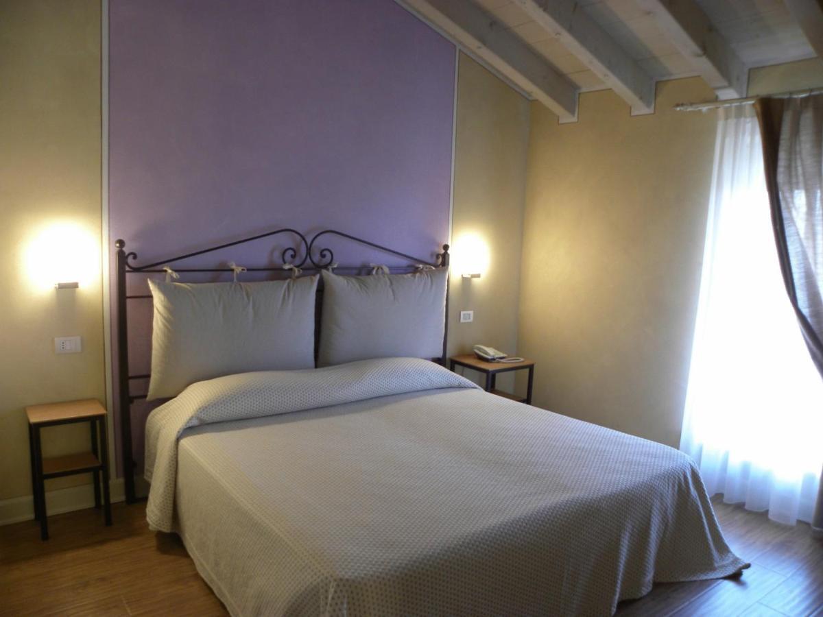 Agriturismo Feliciana ポッツォレンゴ エクステリア 写真